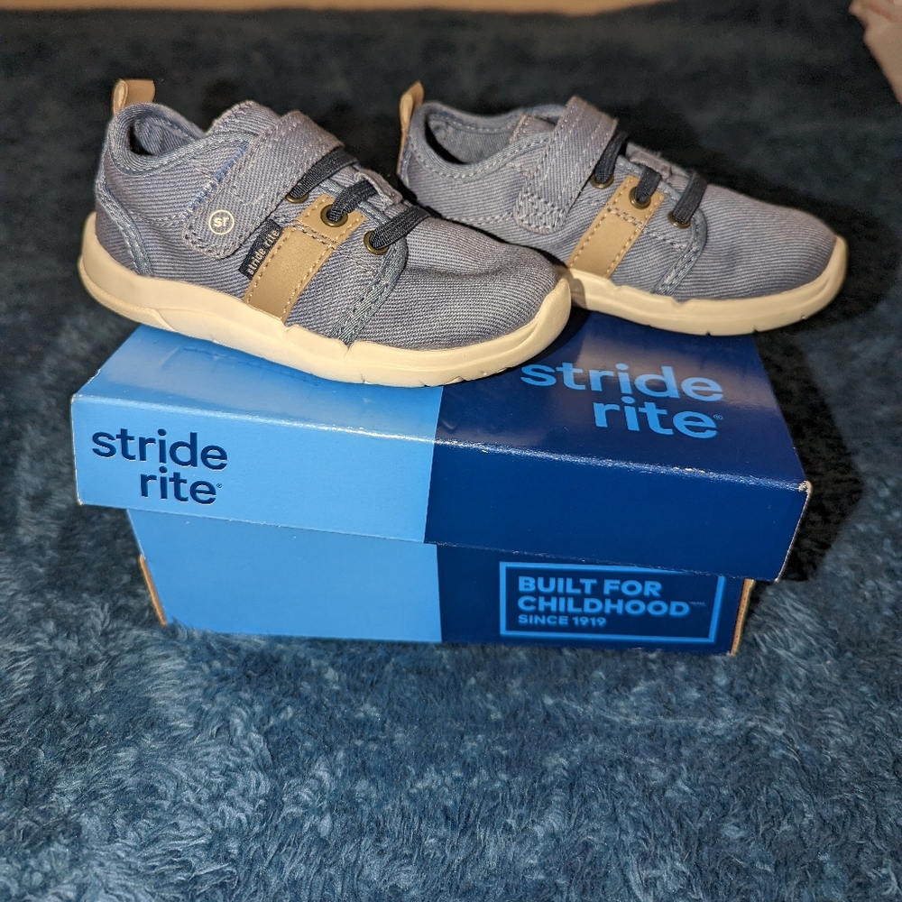 Stride Rite Boys Shoes